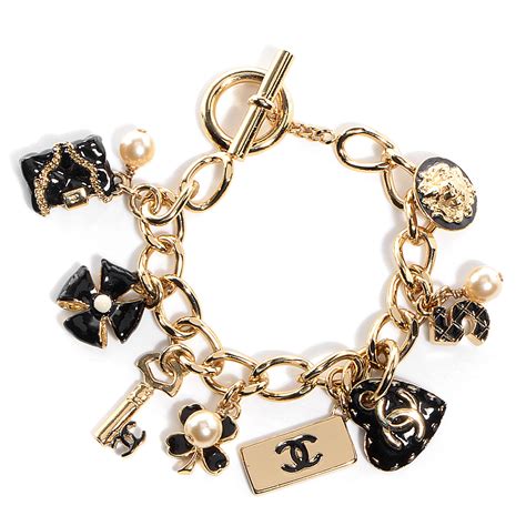 CHANEL Fashion Bracelets for sale 